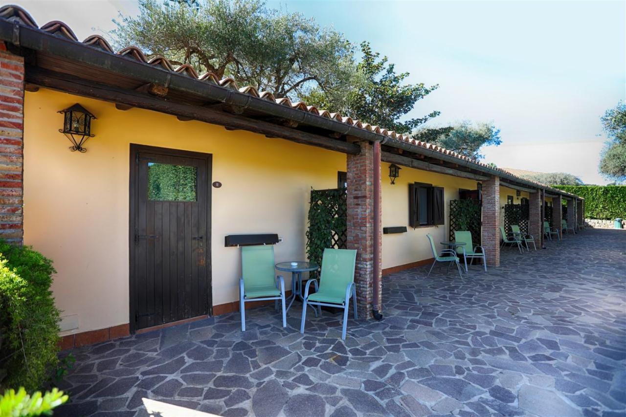 La Perciata Guest House Contrada Maeggio Bagian luar foto